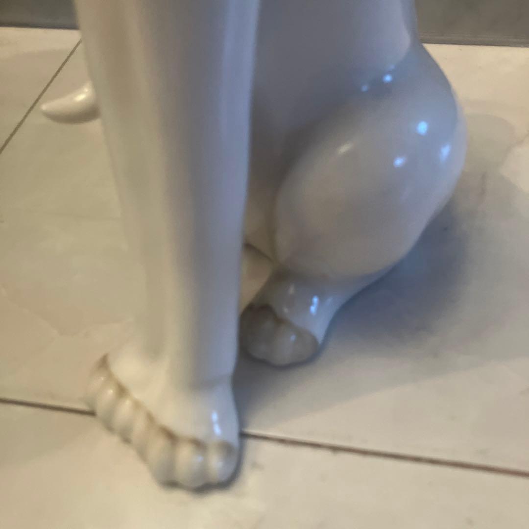 アメリカ50-60年代ビンテージ　手描きの美しい瞳と上品な佇まいに引き込まれる猫