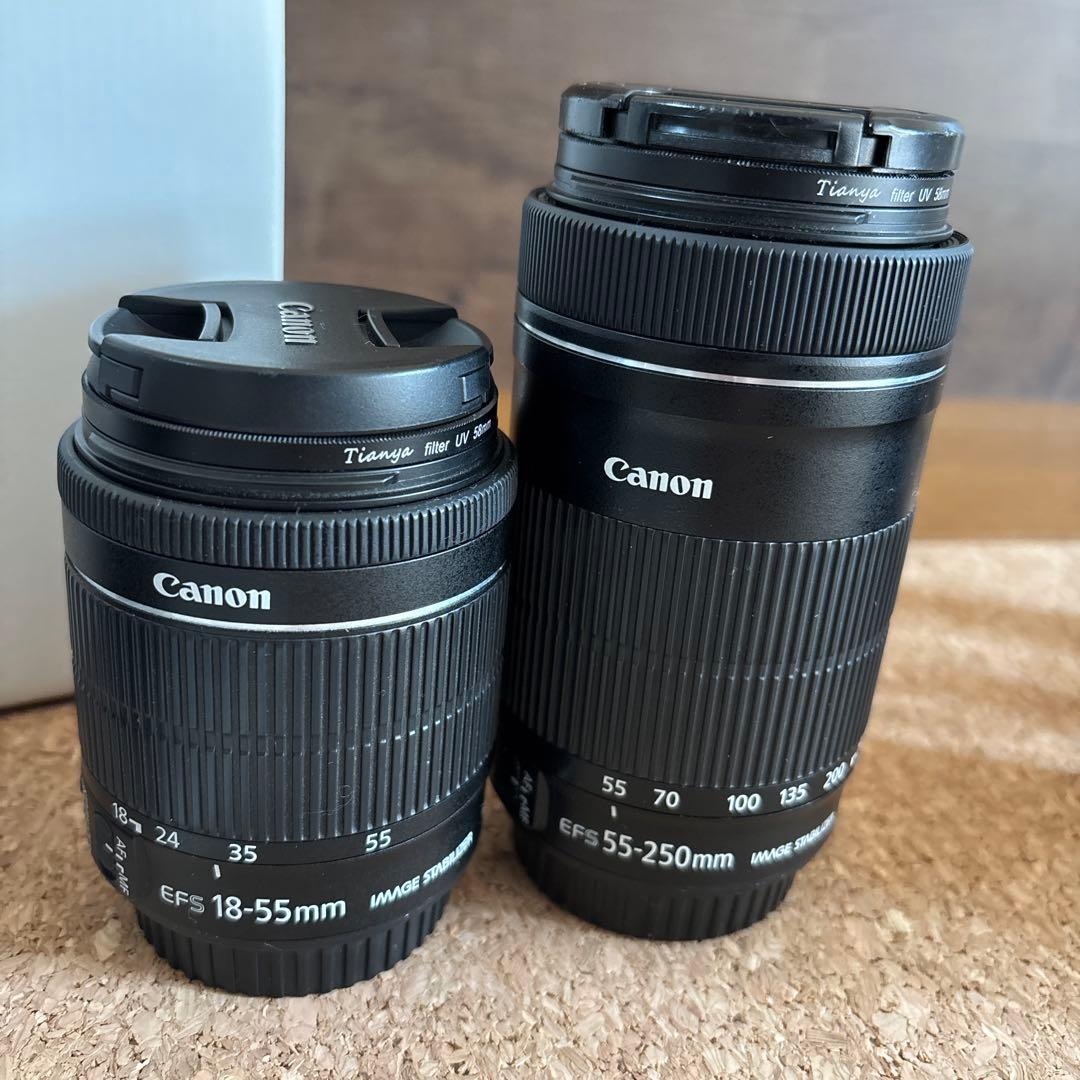 Canon EOS kiss X8iダブルズームキット　レンズフード・バッテリー