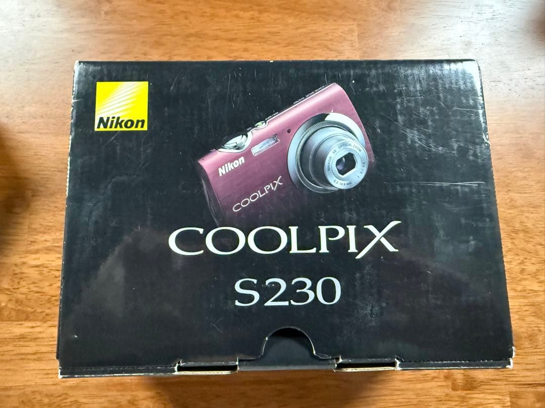 デジタルカメラ　COOLPIX　S230