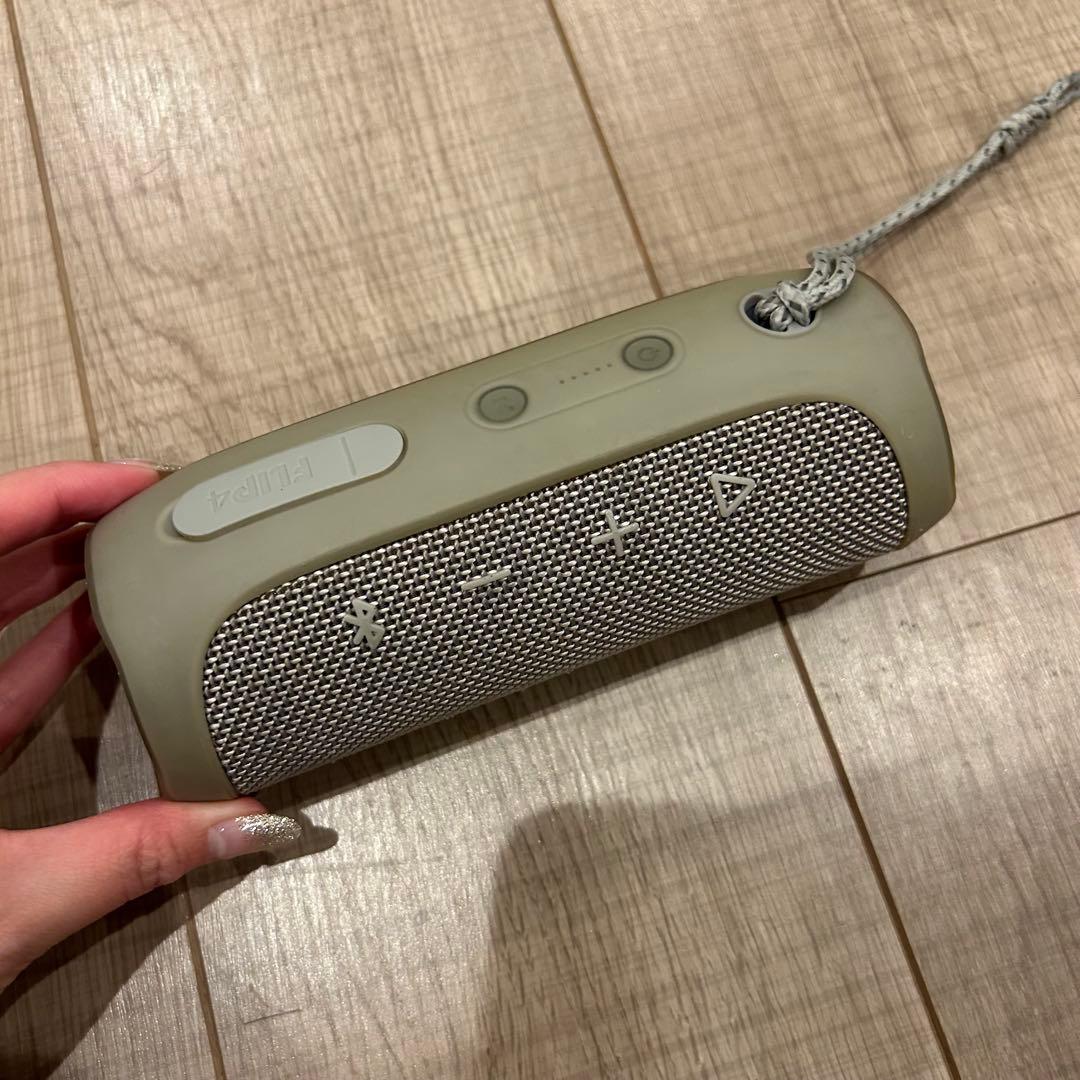JBL FLIP4 Bluetoothスピーカー　防水　グレー