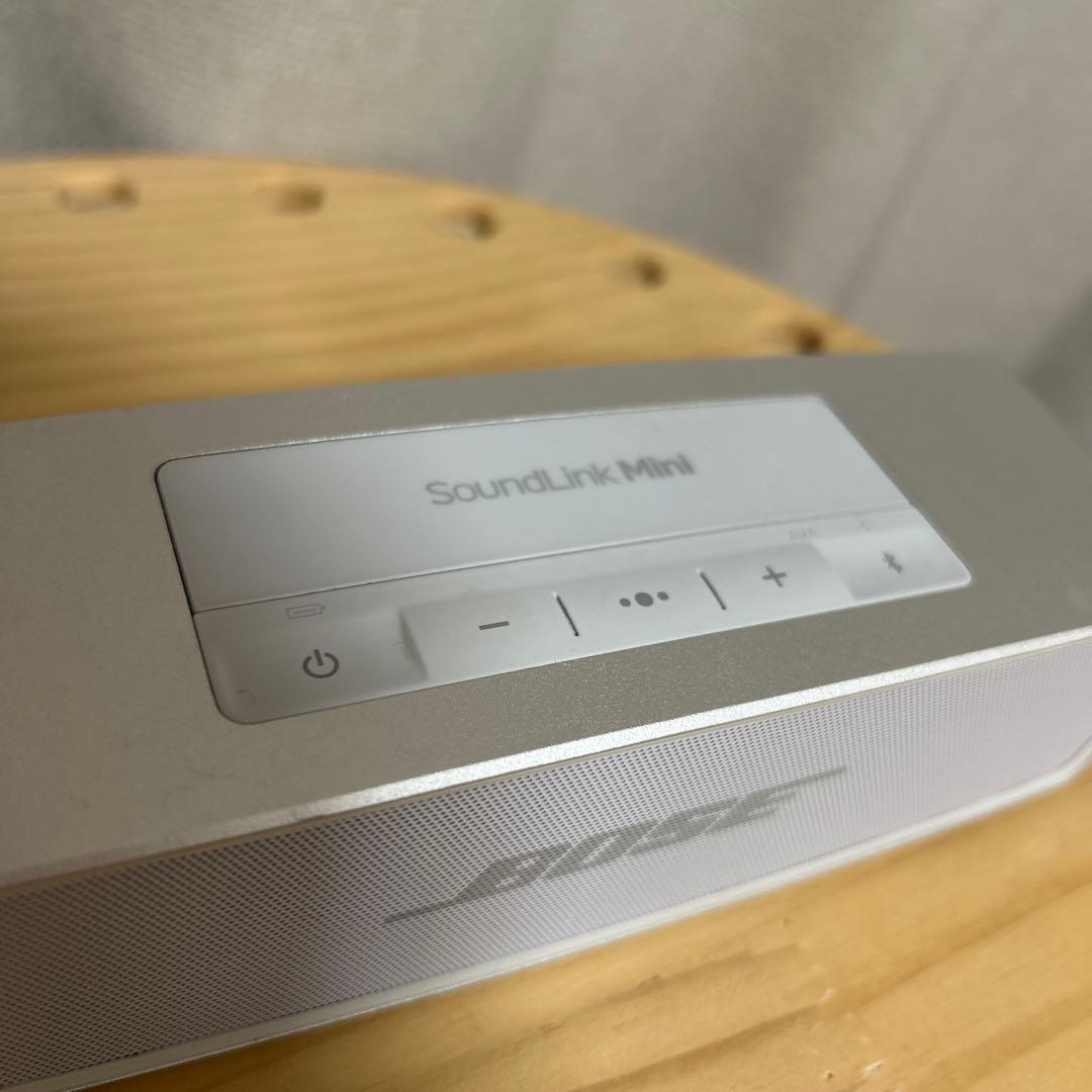 【AKMW】Bose SoundLink スピーカージャンク品充電器なし