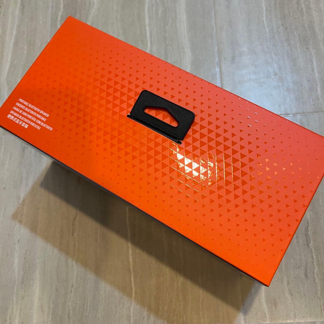 JBL CHARGE ESSENTIAL 2 黒