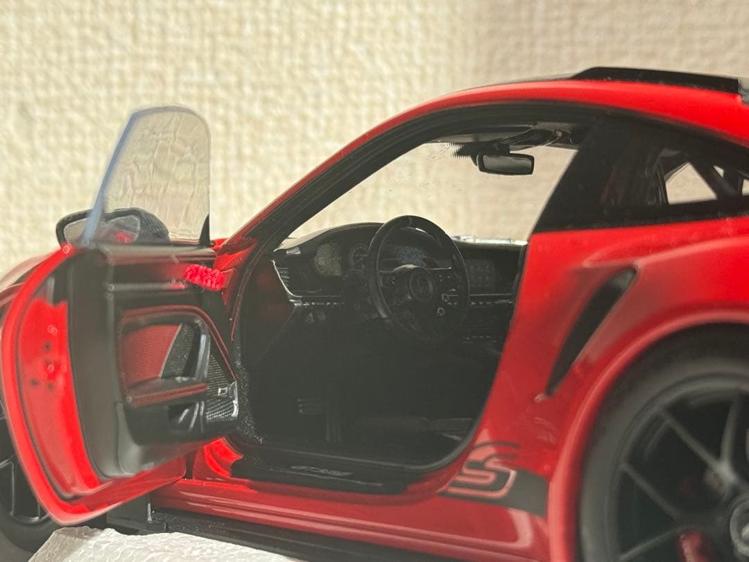 ノレブ 1/18 ポルシェ　992 GT3RS ヴァイザッハPKG