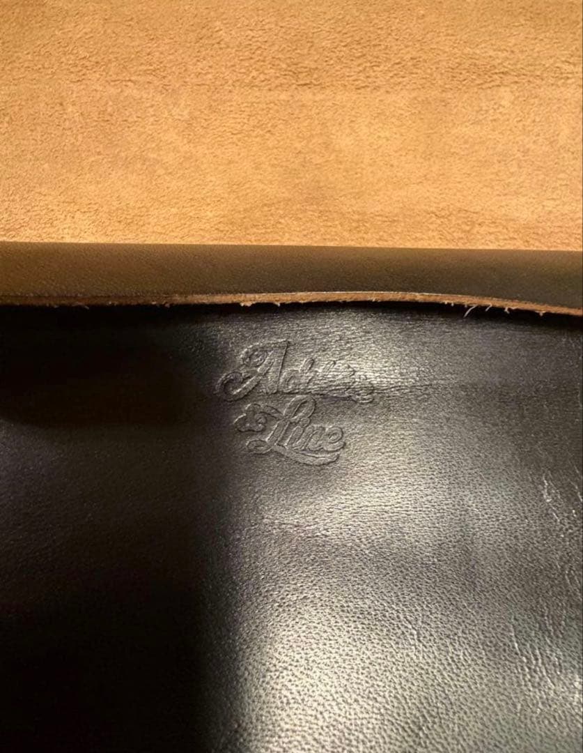 additive and line　美品　ショートトラッカーウォレット