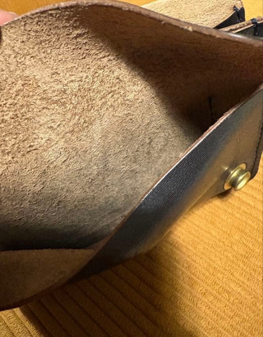 additive and line　美品　ショートトラッカーウォレット