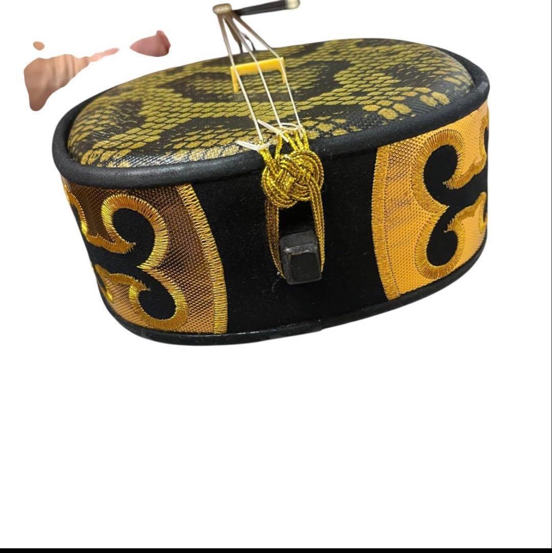 沖縄三線 伝統 蛇革 蛇皮 人工革 初心者 強化張り ケース付 付属品 弦楽器