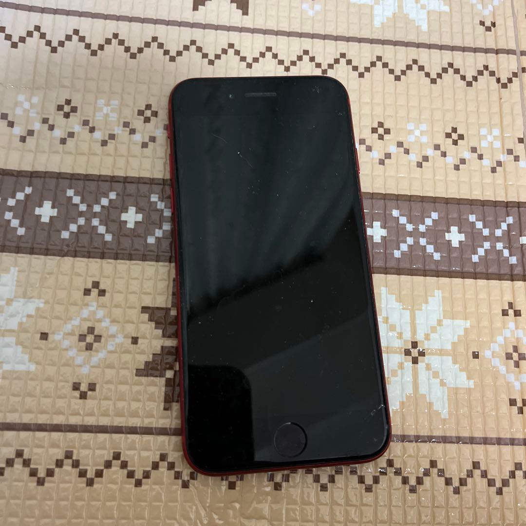 Apple iPhone SE第2世代 (レッド) 本体