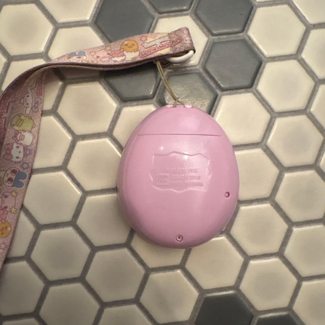 本日限定価格！たまごっちみくす　サンリオキャラクターズ