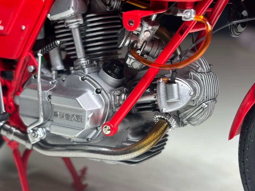 タミヤ 1/12DUCATI 900MHR完成品