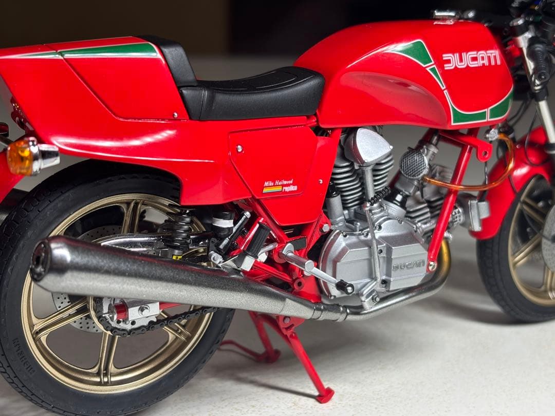 タミヤ 1/12DUCATI 900MHR完成品