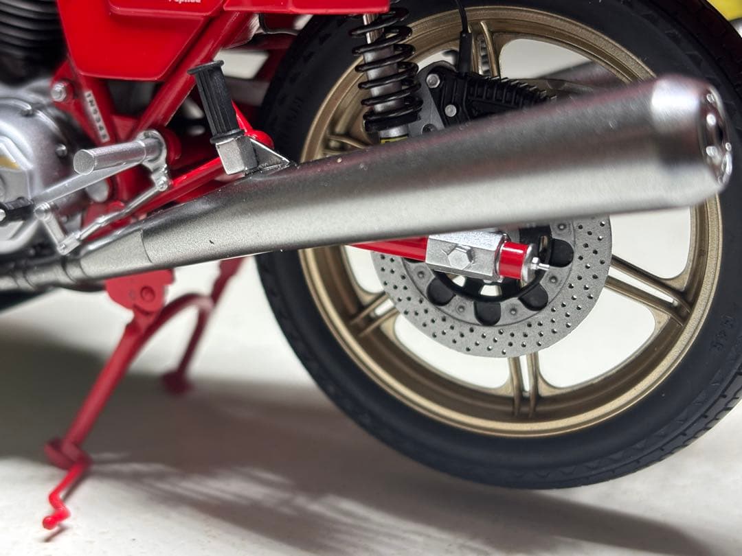 タミヤ 1/12DUCATI 900MHR完成品