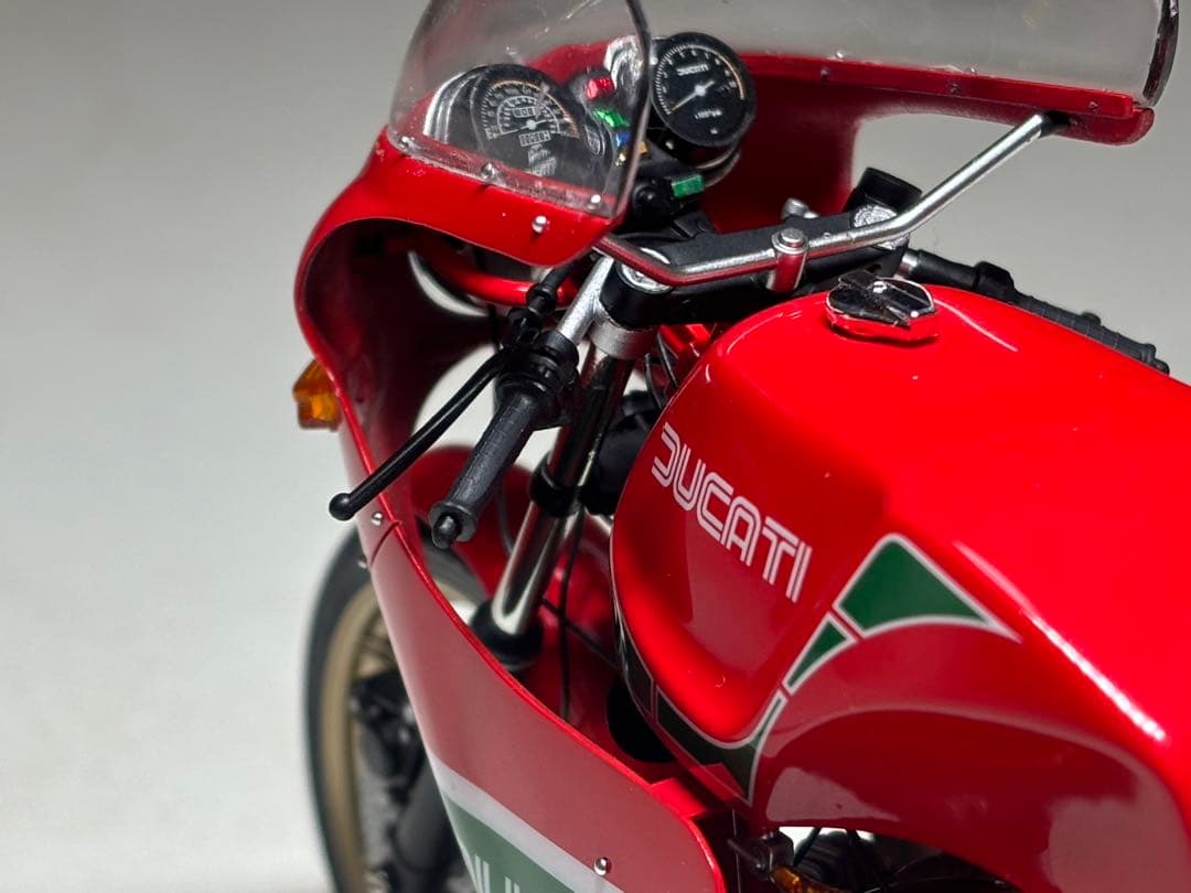 タミヤ 1/12DUCATI 900MHR完成品