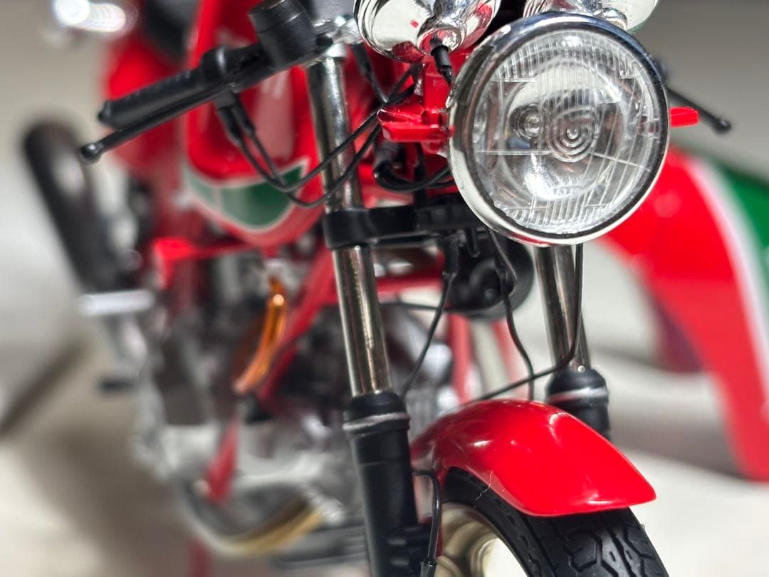 タミヤ 1/12DUCATI 900MHR完成品
