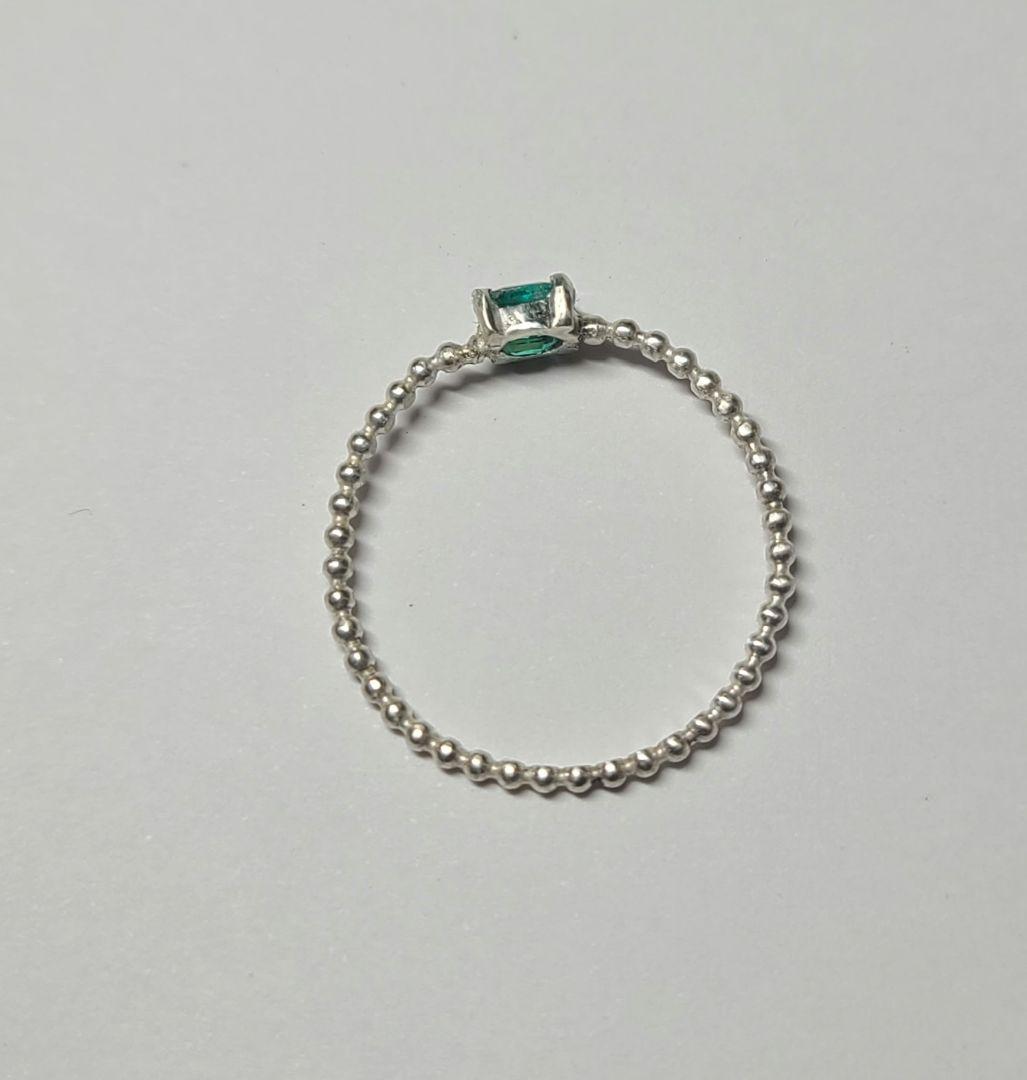 はるネオングリーンが美しい★コロンビア産エメラルド★リングオーダー