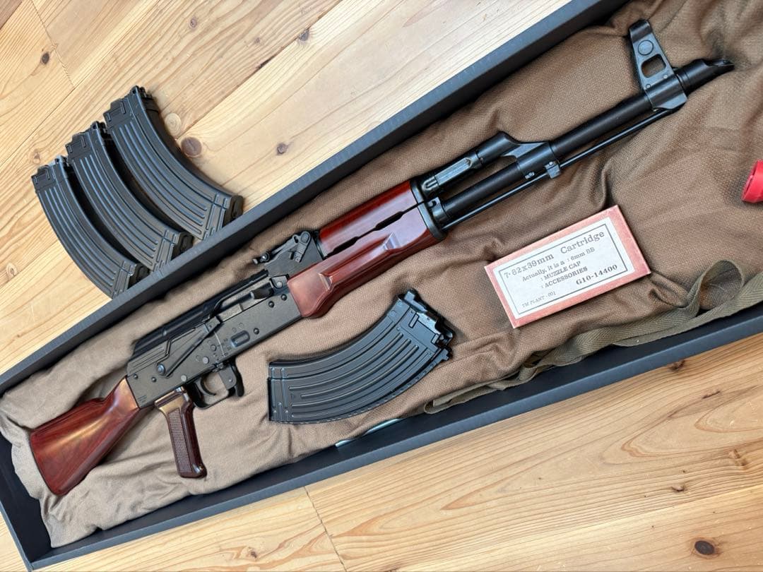 マルイ　ガスブロ　akm