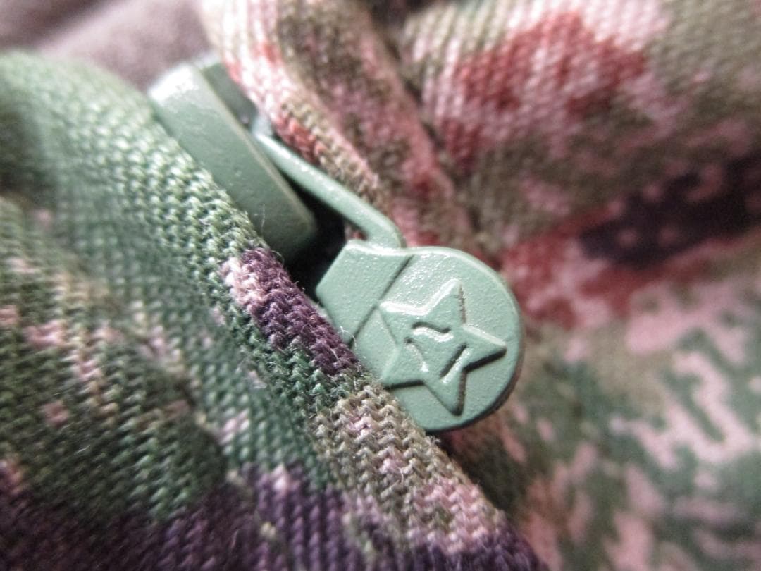 未使用　中国軍　21式　星空迷彩　上下セット　帽子　サイズM　コンバットシャツ