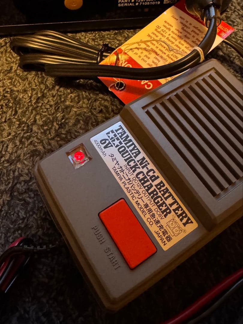 当時物 タミヤ RC ニカドバッテリー 6V 急速充電器セット 未使用 通電OK