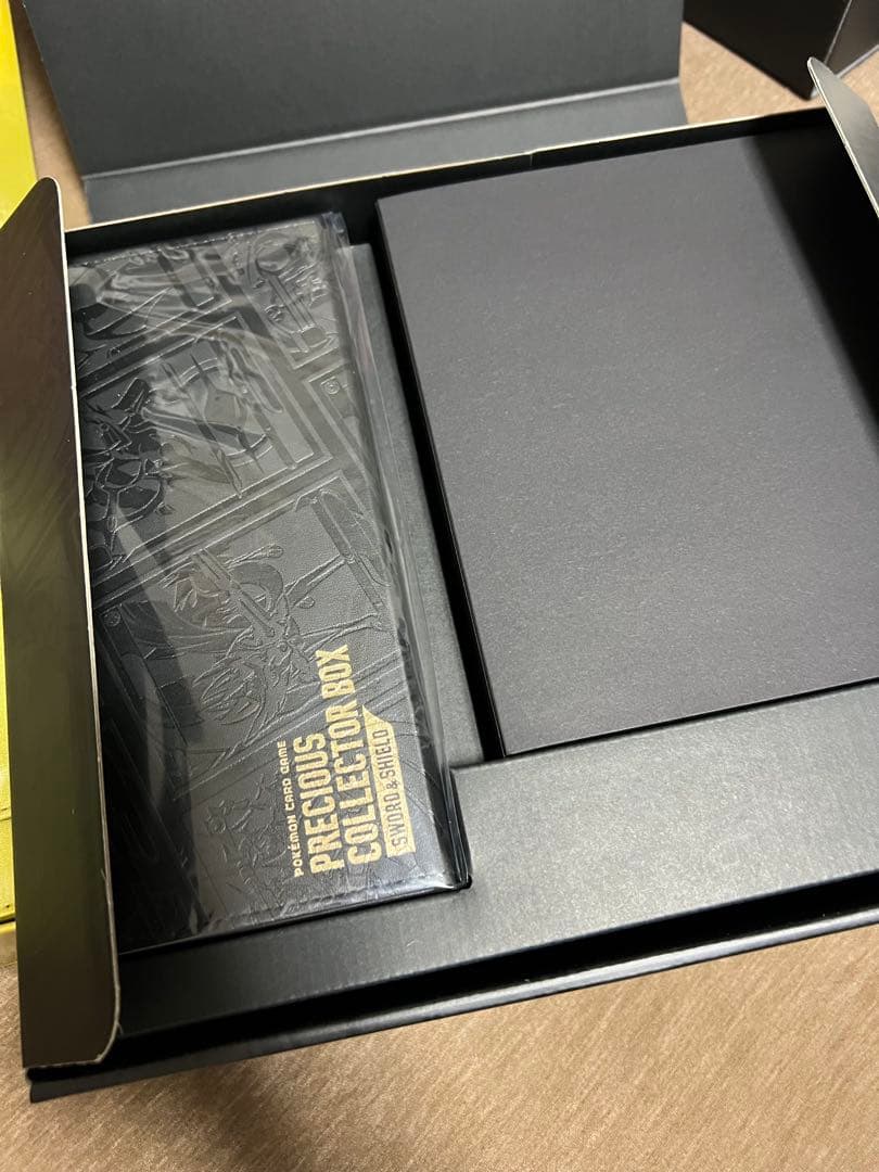 ポケモン　25th ゴールデンBOX プレシャスコレクターボックス　横浜