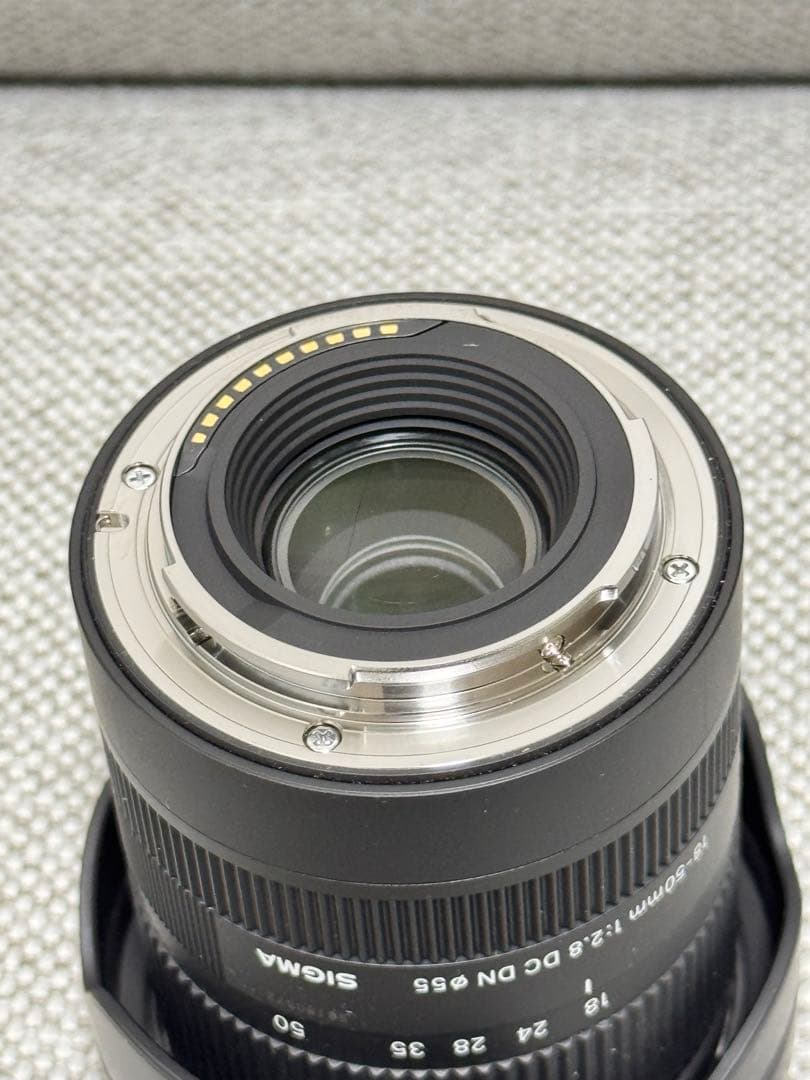 SIGMA 18-50mm f/2.8 DC DN レンズ