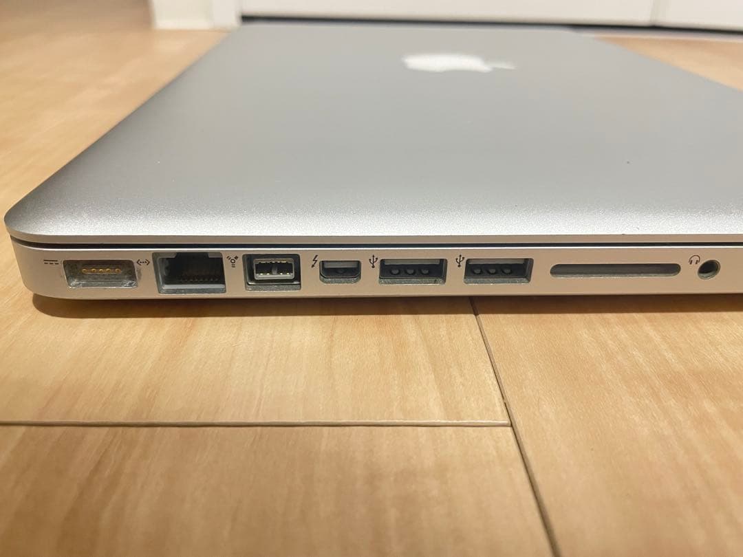 MacBook本体 MacBookPro (Retina 13-inch 1TB)
