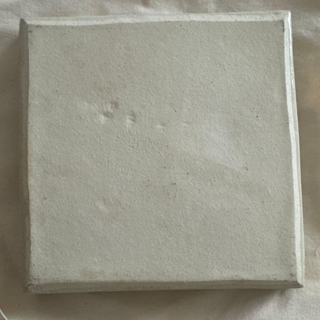 魯山人写し　手書き　花柄　四角皿　中垣連次作　美濃焼