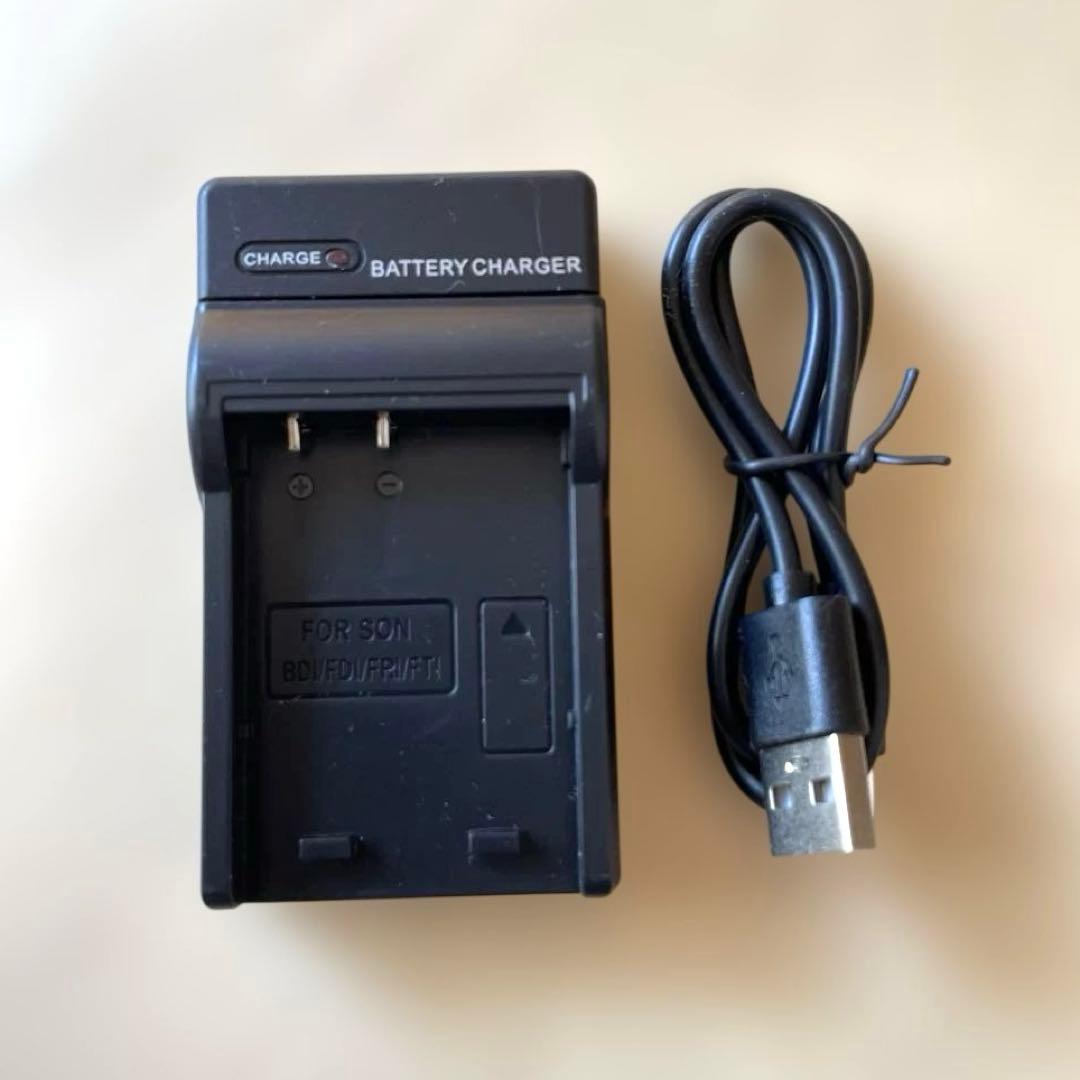 SONY サイバーショット　DSC-T70 デジカメ　動作確認済み　ホワイト