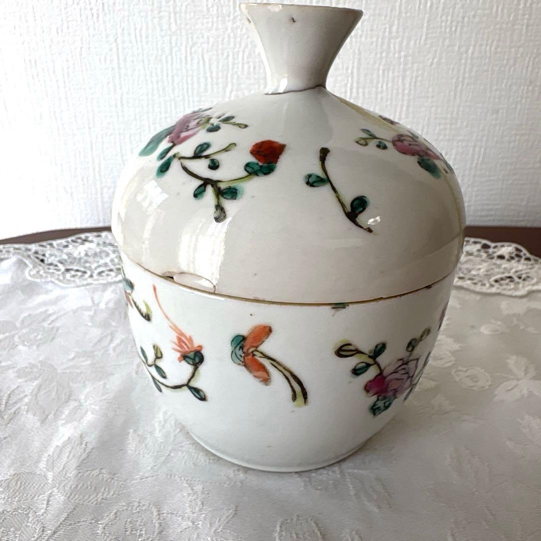 中国 古美術　虫文　中国骨董 清朝後期〜中華民国 陶器粉彩　染付 蓋付き容器