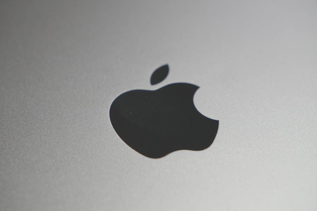 美品 iPad Pro 11 第3世代 M1 セルラー 128GB フィルム付