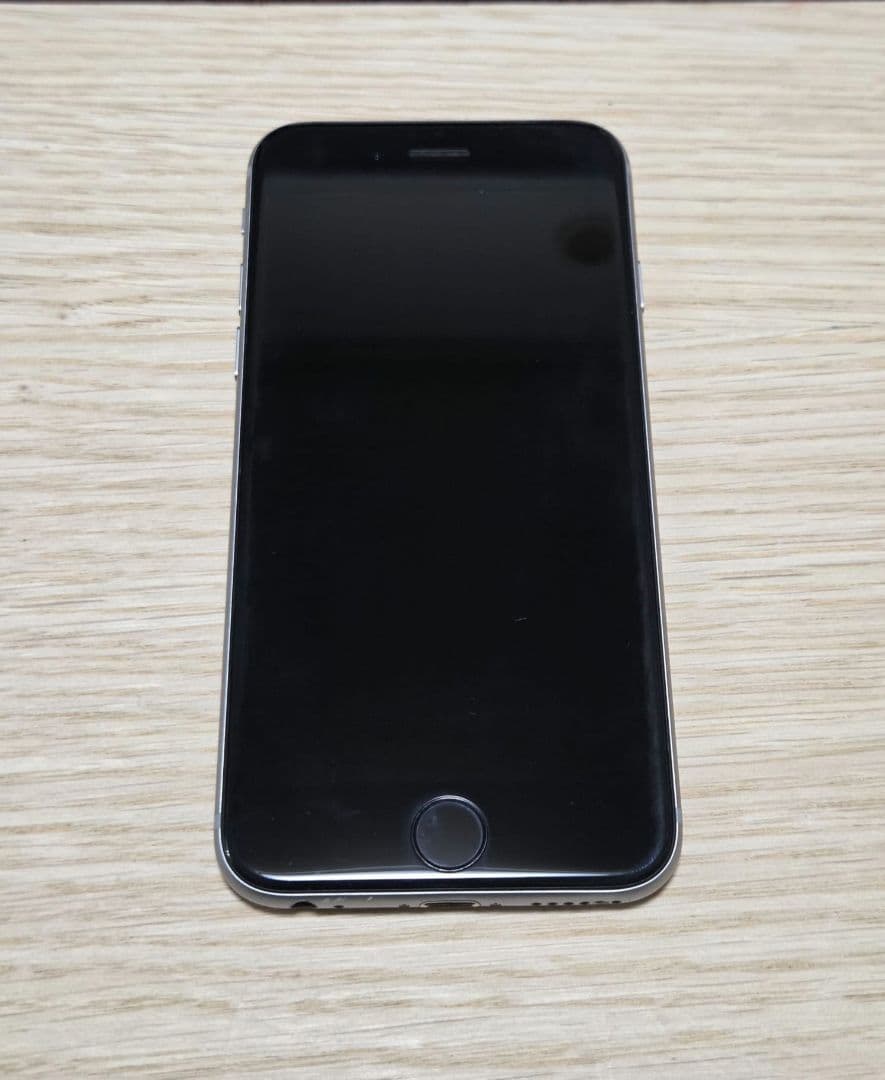 Apple iPhone6s 32GB スペースグレイ SIMフリー