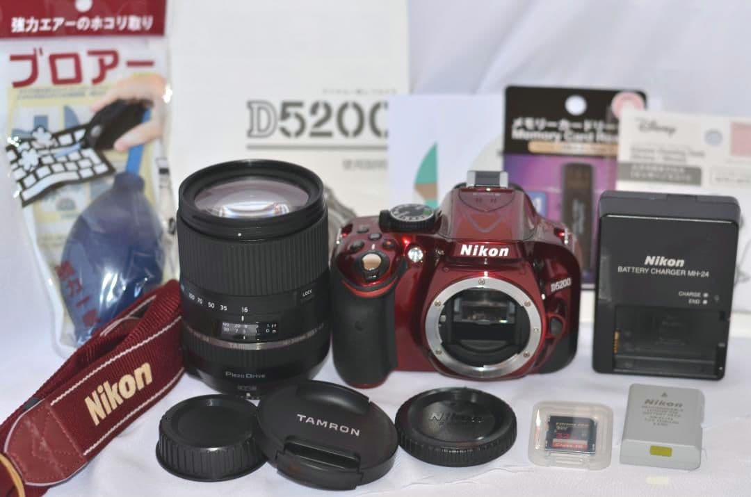 ショット極少4916枚★Nikon D5200 赤★18.7倍ズーム★新品SD付