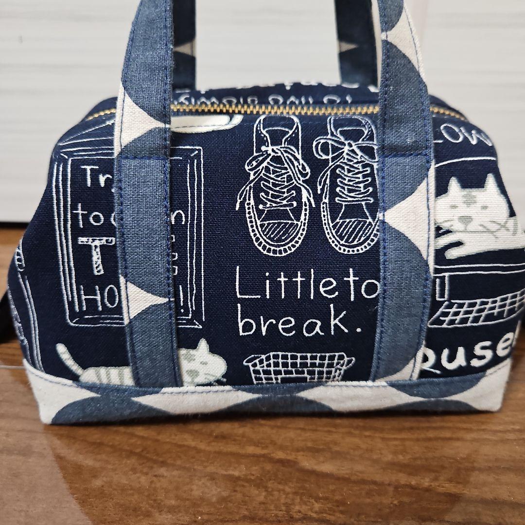 専用　持ち手つきワイヤーポーチ　お掃除ねこ　ネイビー