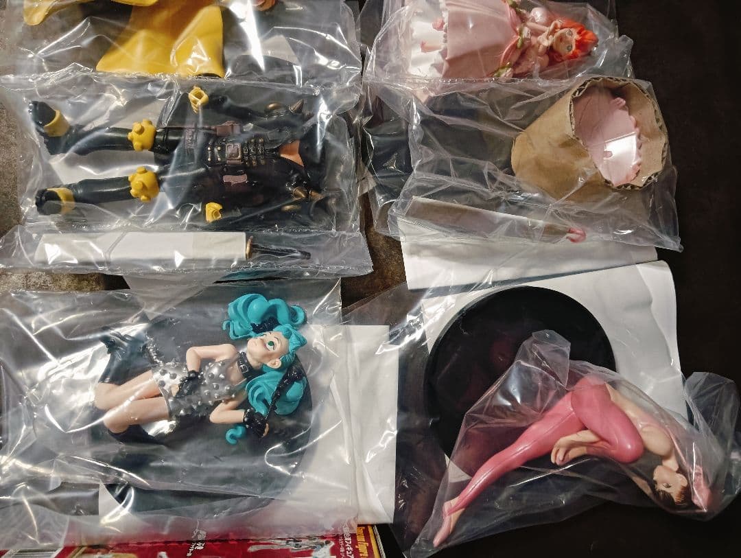 カプコンフィギュアコレクション 西村キヌ リペイント版　６種セット
