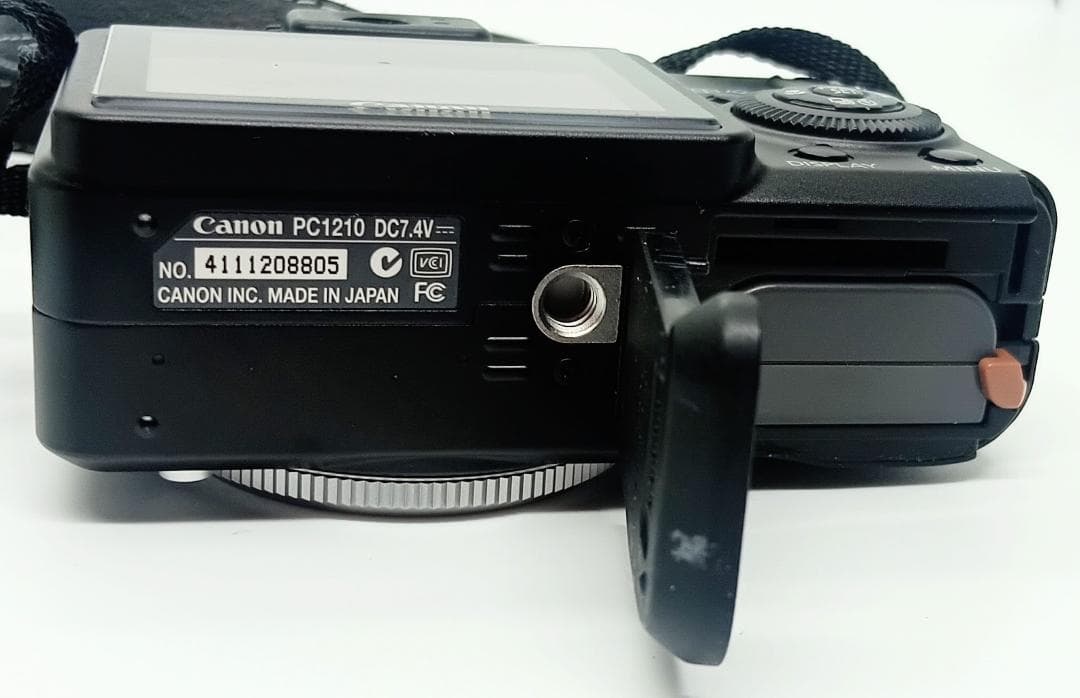 Canon PowerShot G7 10.0MP 黒 充電器、ストラップ付き