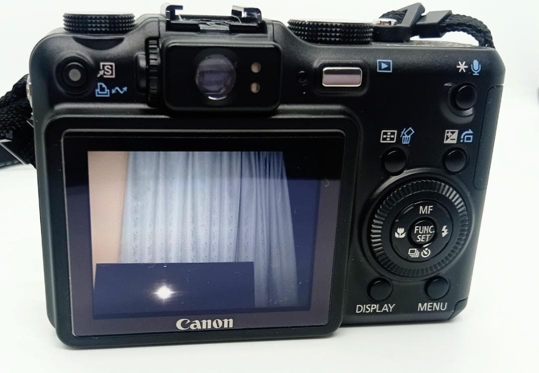 Canon PowerShot G7 10.0MP 黒 充電器、ストラップ付き