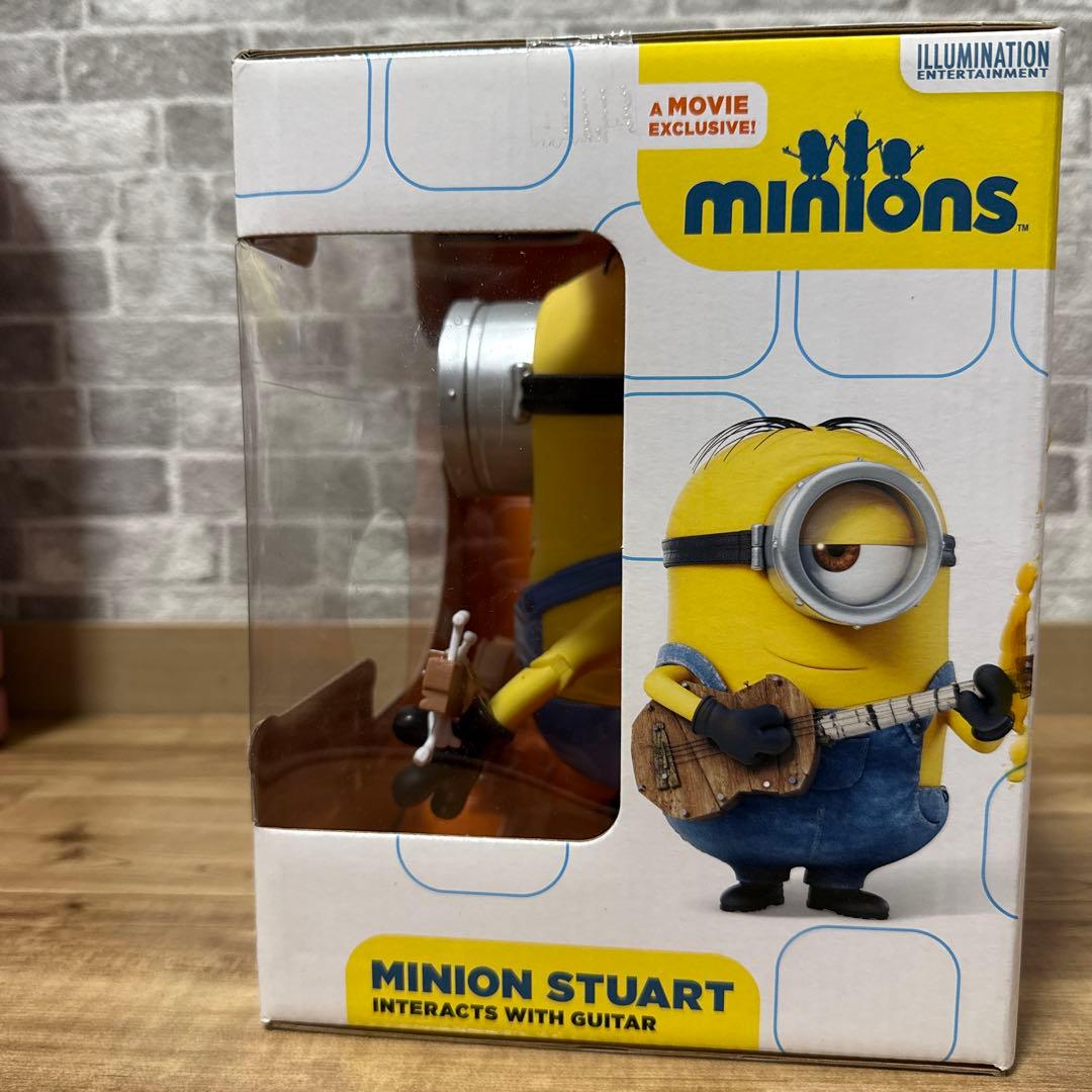 ミニオン　スチュアートとギター　トーキングフィギュア