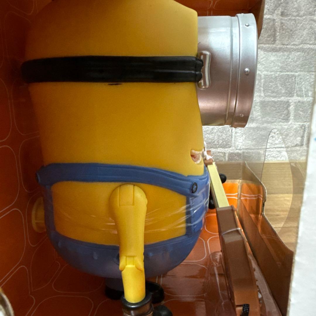 ミニオン　スチュアートとギター　トーキングフィギュア