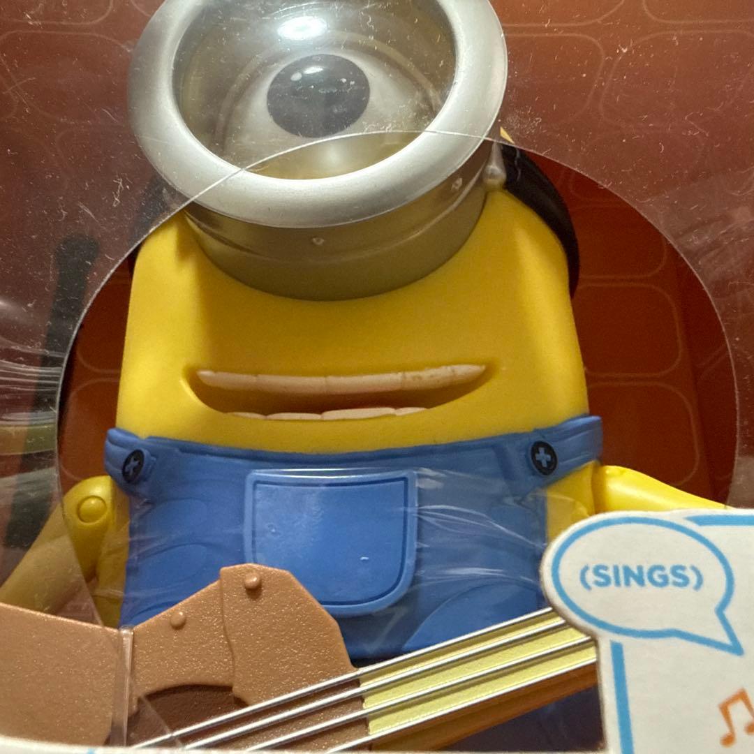 ミニオン　スチュアートとギター　トーキングフィギュア