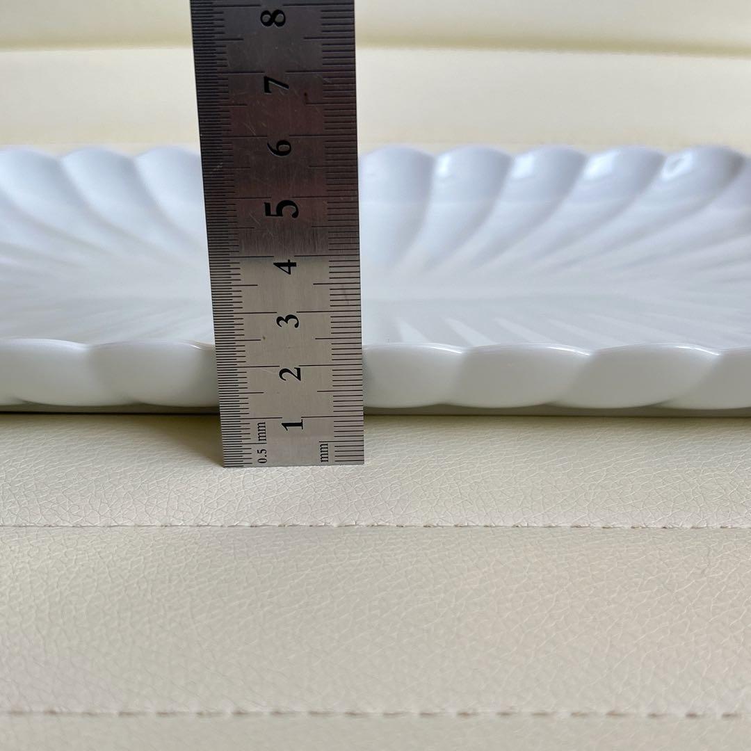 有田焼　賞美堂　観山窯　白磁　菊割皿　盛皿　長角皿　大皿　輪花盛皿　和皿　和食器