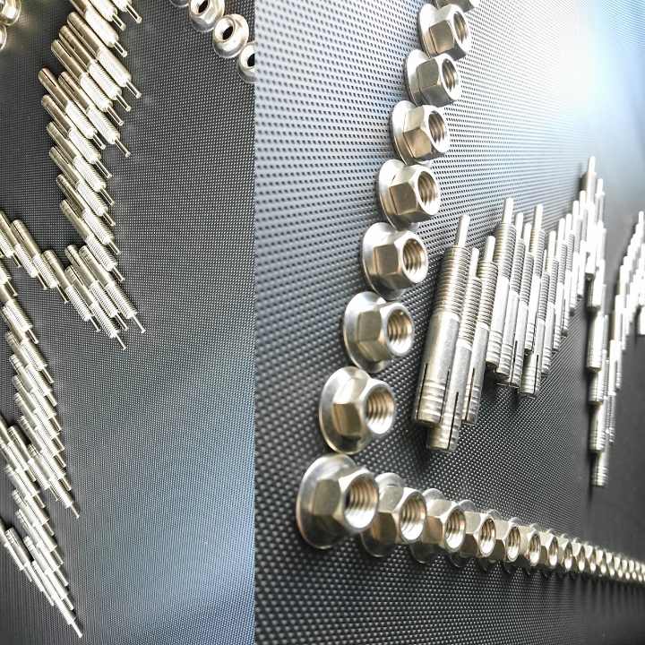 C10-60ステンレスアンカー10Mx60mm　40本