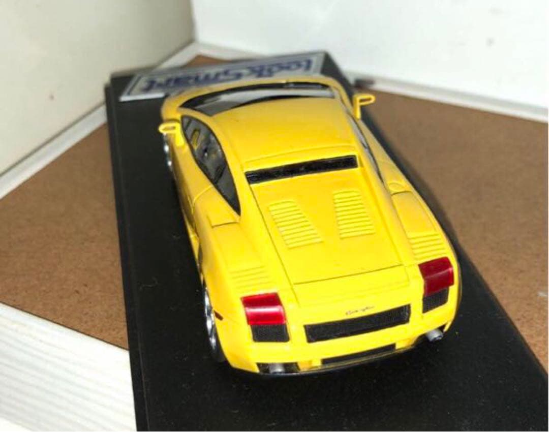 1/43 LOOK SMART ランボルギーニ　ガヤルド　イエロー　黄色