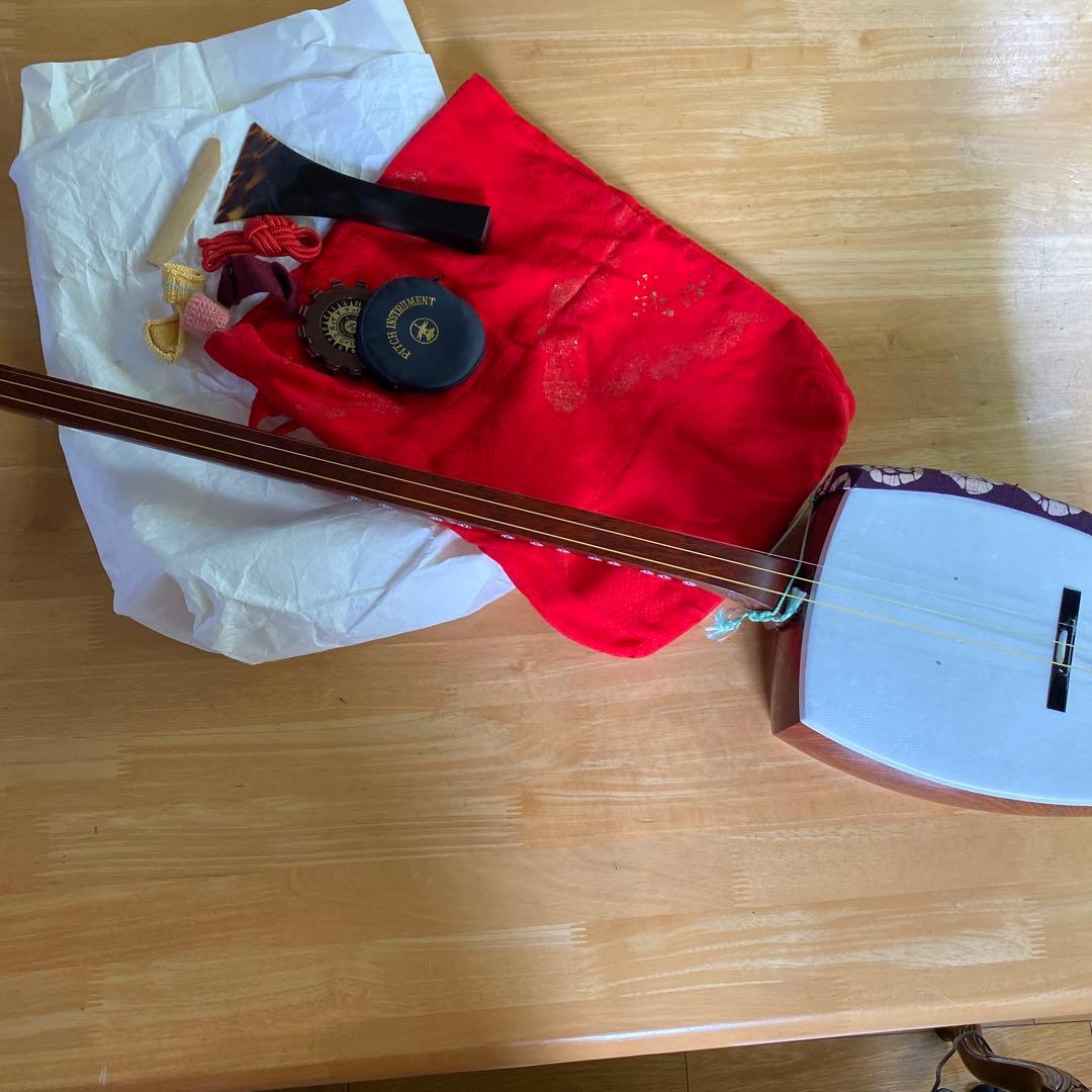 良品三味線　細棹　花梨　丸内　胴　撥　付属品 破れ無し