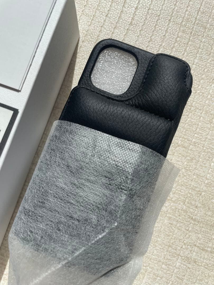 【美品】DEMUI ブラック レザー　iPhone12miniケース