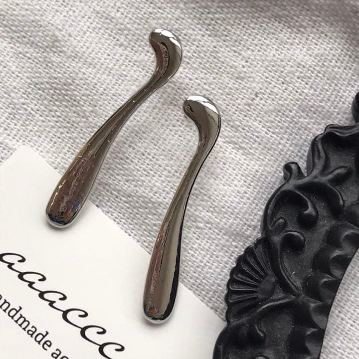 ▫︎◼︎2083◼︎▫︎silverピアス/aaacccu