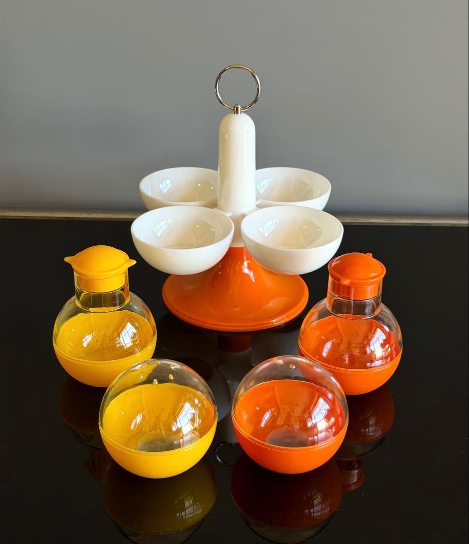 スペースエイジ　調味料入れ　回転式カスターセット　レトロポップ　プラスチック