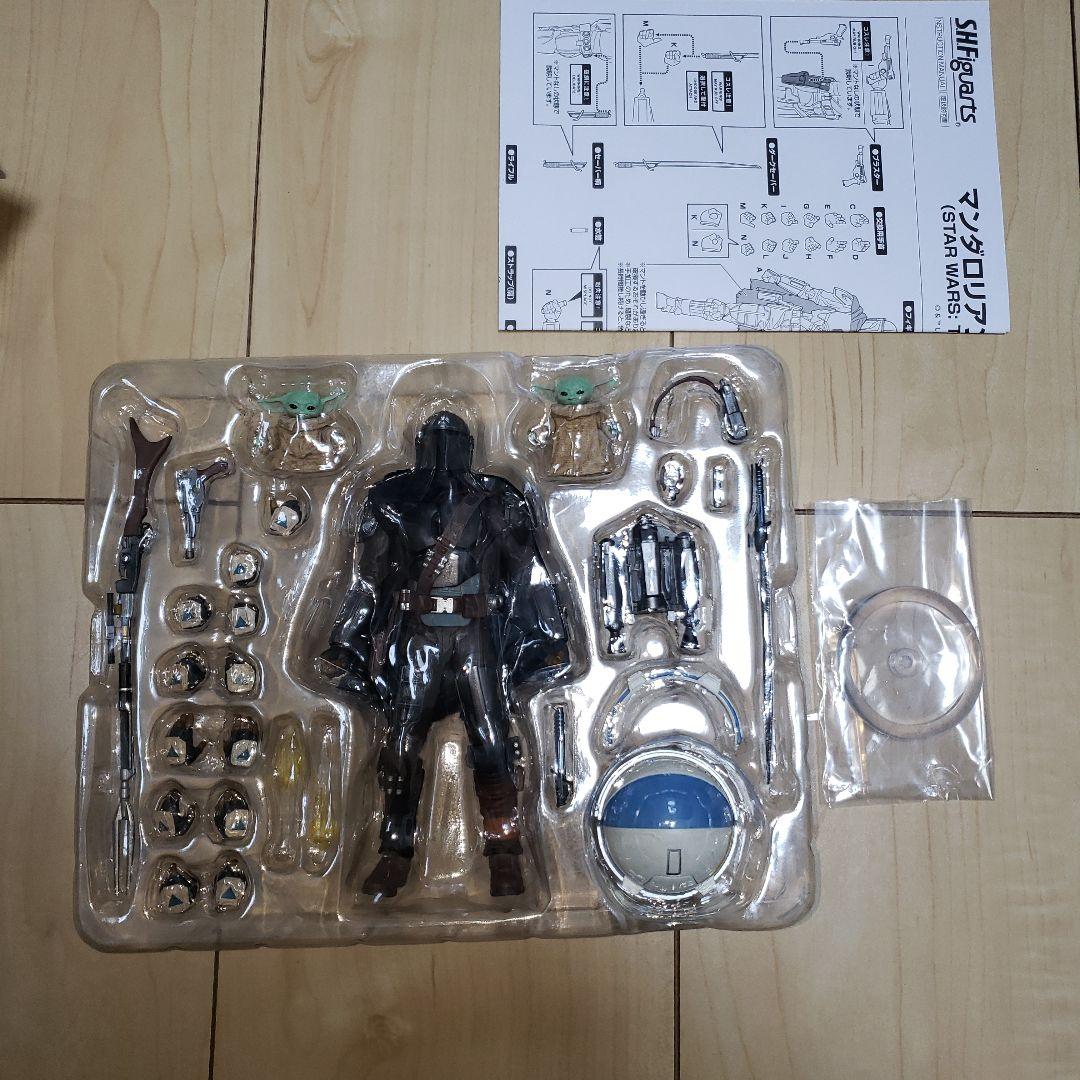 s.h. フィギュアーツ マンダロリアン グローグー　スターウォーズ