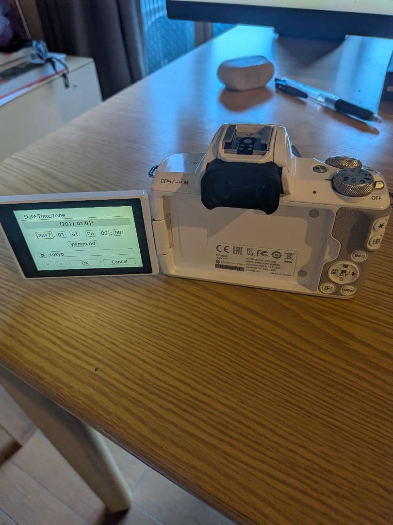 ★美品★Canon EOS kiss M EF-M15-45mm レンズキット