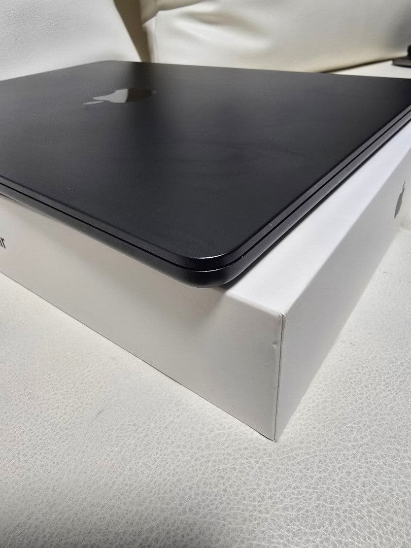 MacBook Air M2 16/512 Appleケアー残あり！