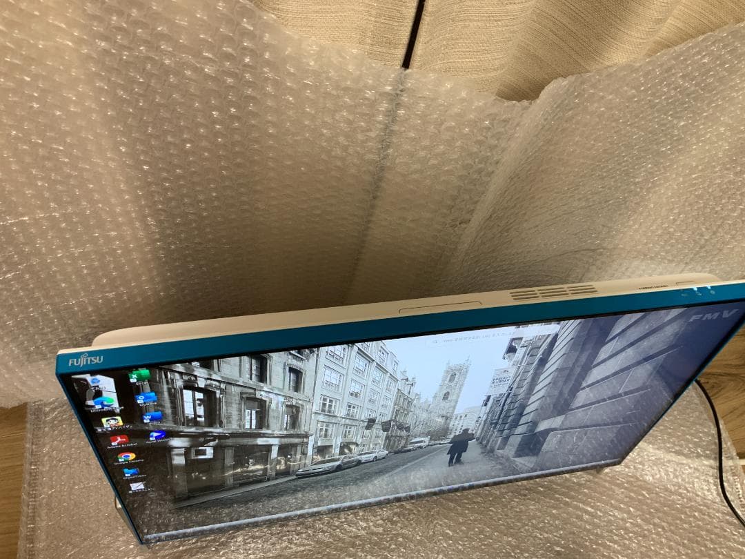 FMVF56B3AB/Win11/8GB/i3/Office有/TV有/液晶不良