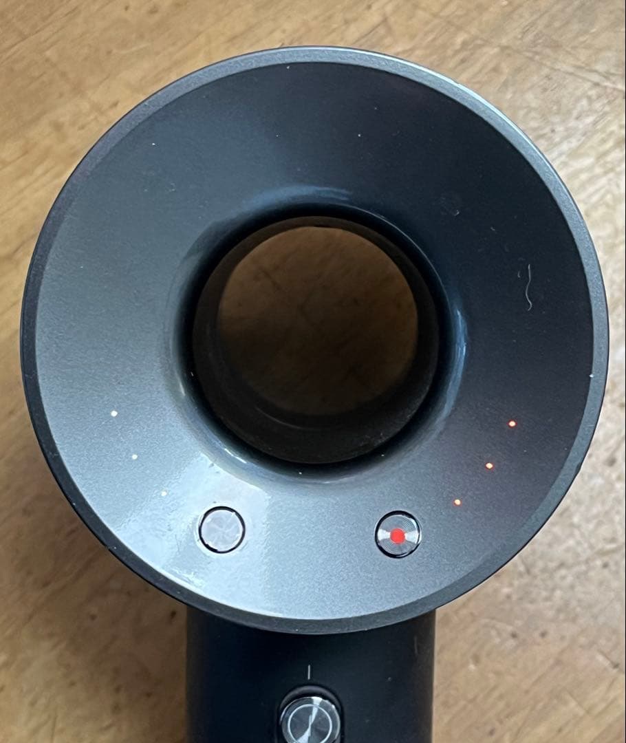Dyson　HD03ヘアドライヤー　中古品現状渡しです。