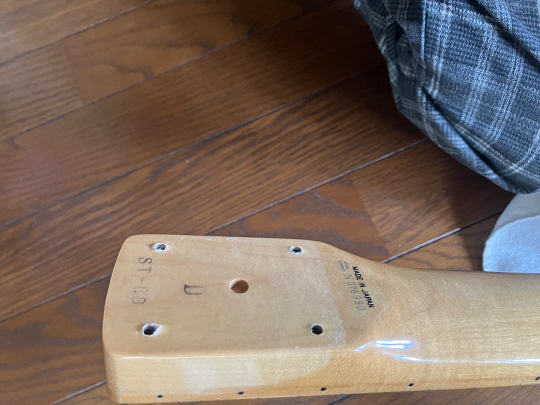 ギター fender japan ST68